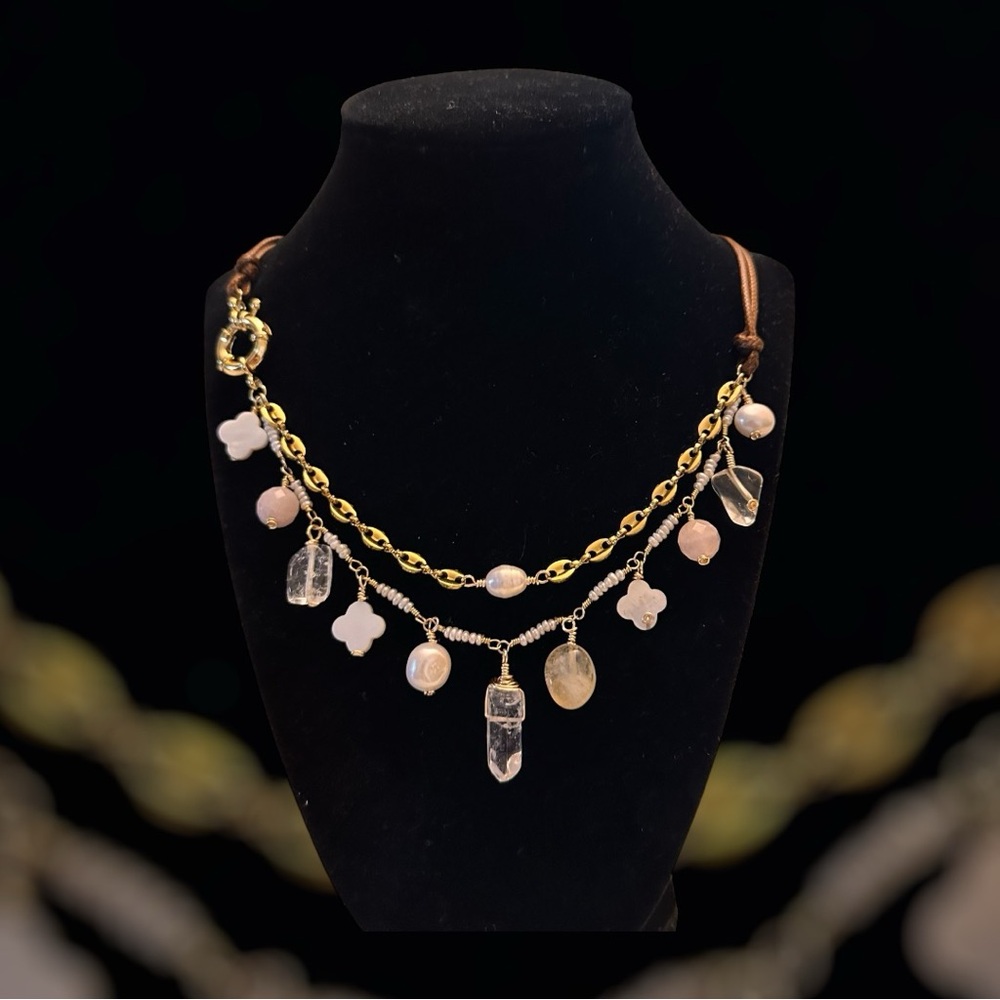 Natural stone necklace.